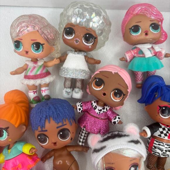 LOL Surprise Dolls and Pets Variety Lot of 26 MGA OMG - Picture 9 of 10